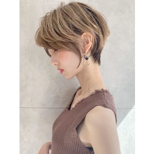 大人可愛い小顔ひし形クビレ丸みボブ20代30代大人ショート