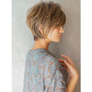 大人可愛い小顔ひし形クビレ丸みボブ20代30代大人ショート - &STORIES【アンドストーリーズ】掲載中