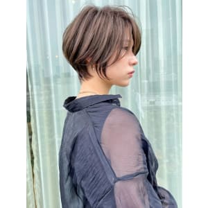 大人可愛い小顔ひし形クビレ丸みボブ20代30代大人ショート