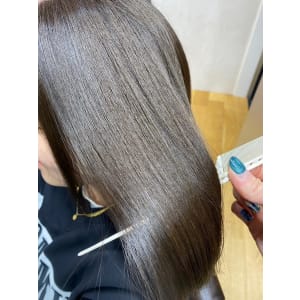 斜めバング/グレージュカラー/デザインカラー/学芸大学