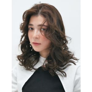 大人可愛いエアリーパーマ - HAIR & MAKE EARTH 本厚木店【ヘアメイクアース ホンアツギテン】掲載中