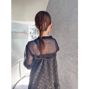 斜めバング　グレージュカラーシルキーベージュ　マッシュパーマ