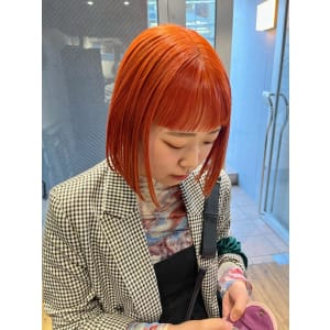 斜めバンググレージュカラーデザインカラー シルキーベージュ - ARCANA 明治神宮前 表参道 原宿【アルカナ メイジジングウマエ オモテサンドウ ハラジュク】掲載中