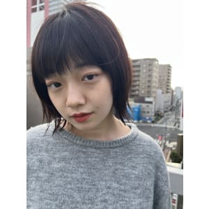 ナチュラル切りっぱなしボブ
