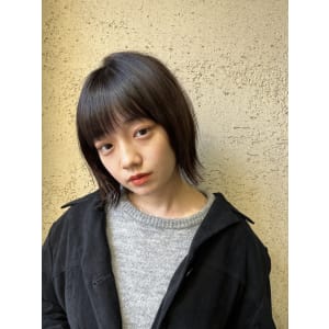 ナチュラルセットの切りっぱなしボブ