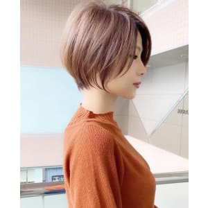 大人可愛い前髪ありのひし形マッシュショートパーマ20代30代 - &STORIES【アンドストーリーズ】掲載中