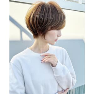 大人可愛い前髪ありのひし形マッシュショートパーマ20代30代 - &STORIES【アンドストーリーズ】掲載中