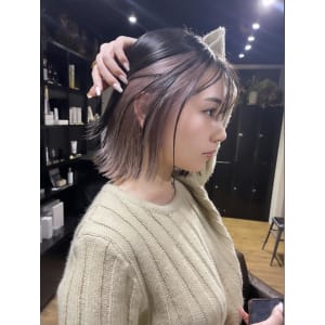 斜めバンググレージュカラー デザインカラー シルキーベージュ - ARCANA 明治神宮前 表参道 原宿【アルカナ メイジジングウマエ オモテサンドウ ハラジュク】掲載中