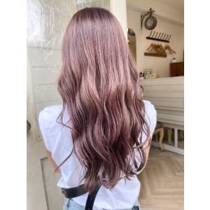 ロングヘアピンクカラーブリーチ一回ヘアケアトリートメント - CHAINON【シェノン】掲載中