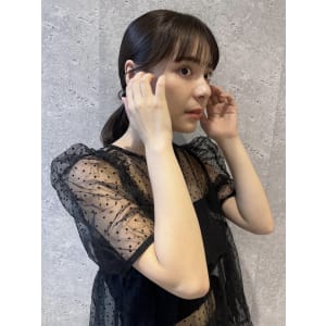 三軒茶屋_レディース_タイト_ポニーテール_アレンジ_小顔