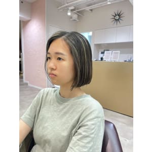 極細ハイライト × ボブ