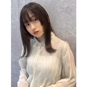 三軒茶屋_レディース_セミロング_ベージュ_ストレート_小顔
