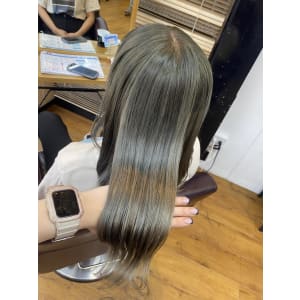 オリーブベージュ/韓国ヘア/透明感カラー/髪質改善/横浜