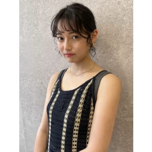 三軒茶屋_レディース_セミロング_ヘアアレンジ_ブラウン_