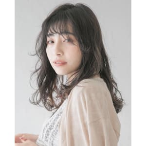三軒茶屋_レディース_ロング_黒髪_コテ巻き_パーマ_小顔