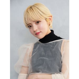 三軒茶屋_レディース_ショート_ハイトーン_ブリーチ_小顔