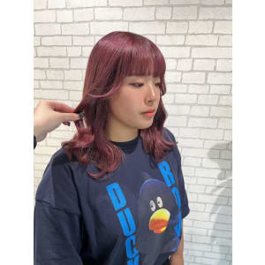miu&橋本愛海　濃いめレッドがトレンドです◎