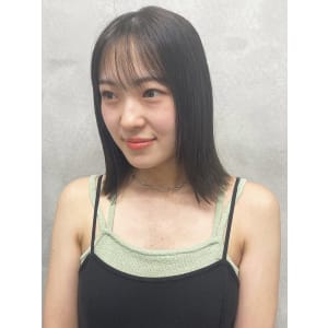 ブリーチなしのオリーブグレージュ【池袋美容室　uchla】