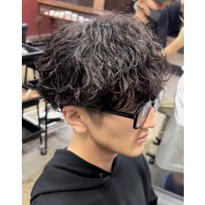 波巻きスパイラル - 男性専門美容室 growth 天神店【ダンセイセンモンビヨウシツ グロウ テンジンテン】掲載中