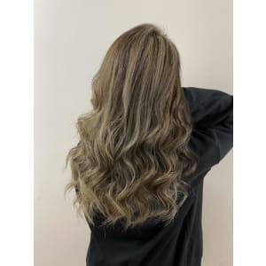 #髪質改善#インナーカラー#エクステ#ヘアセット#縮毛矯正