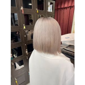 ハイトーンボブ