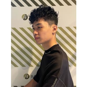 BARBER-BARスペインカール - バーバーバー赤羽【バーバーバーアカバネ】掲載中