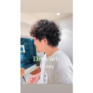 外国人風カーリーパーマ