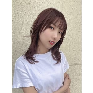 レイヤーカット　ぱっつん前髪　ブラウンカラー - anon【アノン】掲載中
