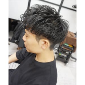 メンズ無造作パーマスタイル