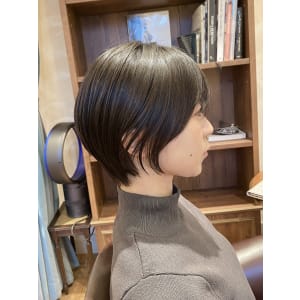 乾かすだけで決まるくびれショート/20代/30代/40代
