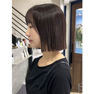 切りっぱショートスタイル【池袋美容室　uchla】