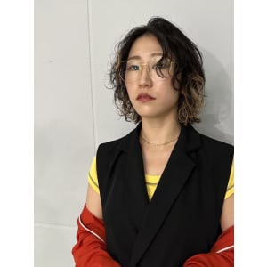 【寺本】顔まわりを美しいフォルムに！
