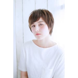 カラーで遊ぶマンネリ脱却ショート - 清澄白河美容室 sigh 髪質改善完全完結型個室サロン【キヨスミシラカワビヨウシツサイカミシツカイゼンカンゼンカンケツガタコシツサロン】掲載中