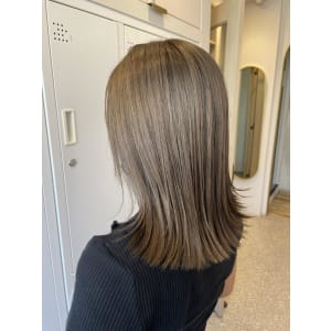 ミルクティーベージュ - Eleanor 梅田店【エレノアウメダテン】掲載中