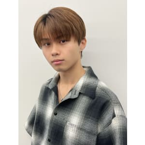ツイストスパイラル波打ちスパイラルセンターパート刈り上げ束感 - メンズヘア整形サロン GOALD 渋谷本店【メンズヘアセイケイサロン ゴールド シブヤホンテン】掲載中