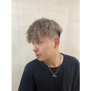 仙台　ハイライト　ハイトーン　パーマ　スイスパ