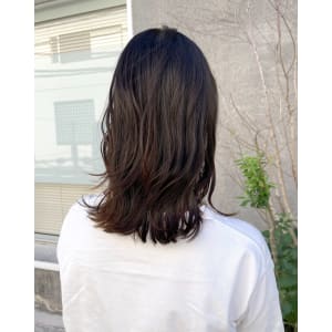 暖色毛モカブラウン　くびれミディアム