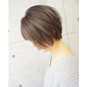 艶カラーデザインスタイル