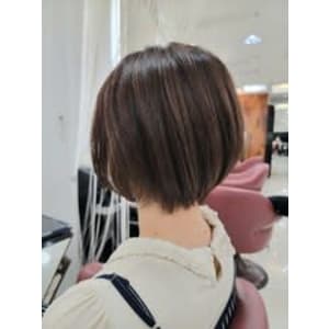 20代30代ミニボブココアブラウン小顔美肌ストレート丸み