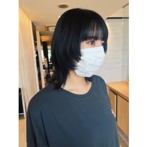 黒髪ウルフカット/マレット/naomi