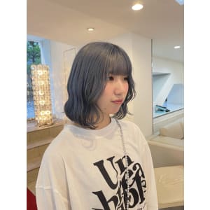 シルバー×ペールブルーカラー