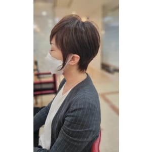 ふんわりトップのショートカット