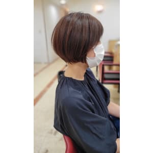 顎上丸みショート