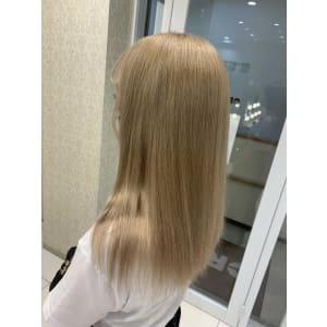 《KANON》ブロンドカラー - CREA本厚木【クレアホンアツギ】掲載中