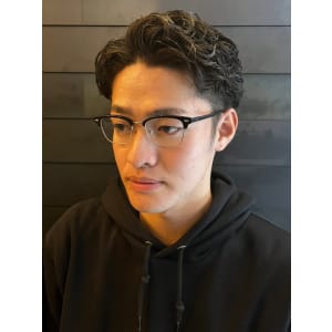 ツーブロック×アップバング メンズパーマ　ビジネス