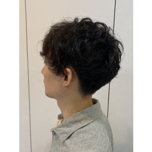 平日朝の9時30分から予約可能☆メンズカット得意◎