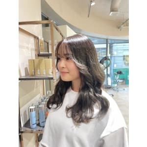 グレージュ × ヨシンモリ巻き