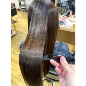 髪質改善艶髪ストレート×艶感トリートメントナチュラルベージュ