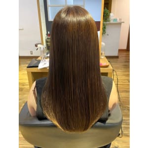 髪質改善うる艶ロングヘア×透明感ナチュラルブラウンカラー