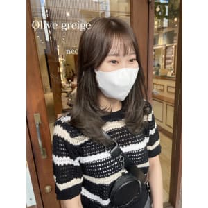 [Neolive kuta] レイヤーカット×オリーブカラー